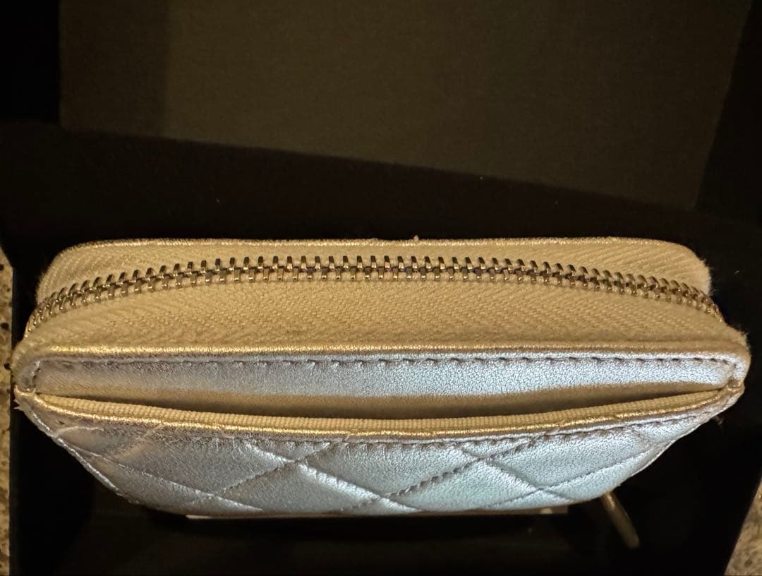 CHANELシャネル　ジップ　パース　ミニウォレット