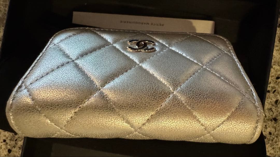 CHANELシャネル　ジップ　パース　ミニウォレット