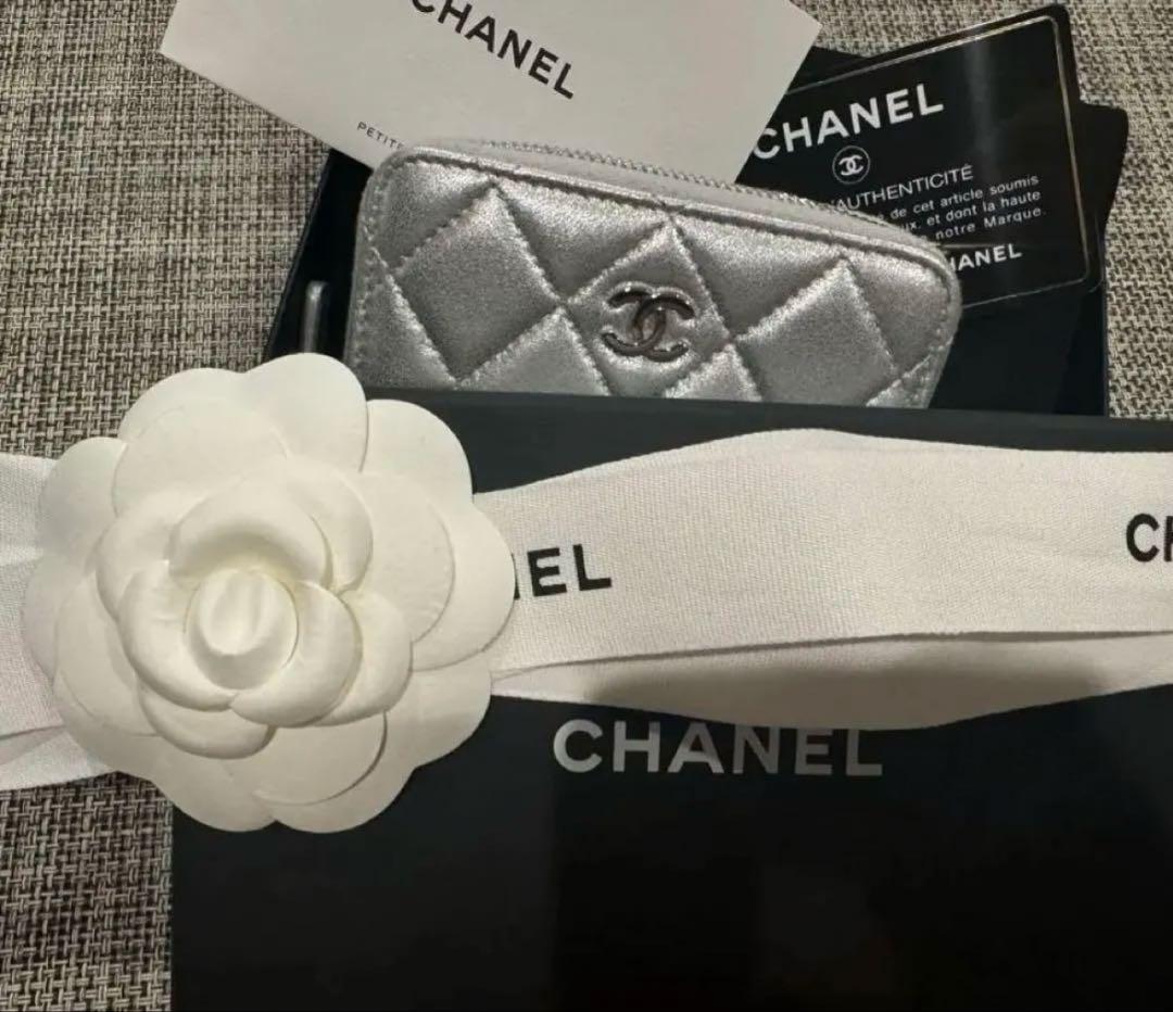 CHANELシャネル　ジップ　パース　ミニウォレット