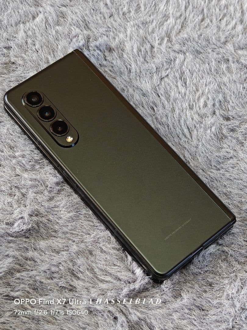 【えりす】Samsung Galaxy Z Fold3 正常品