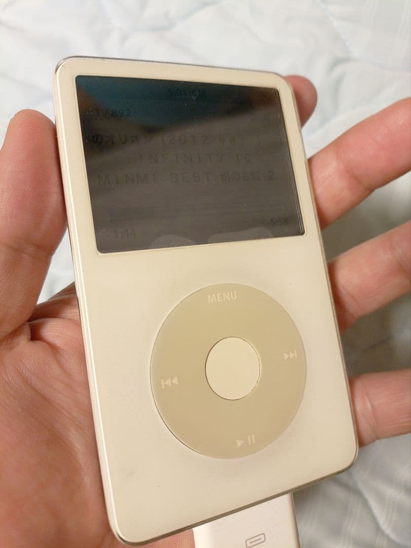 iPod本体　カバー　コード　変換アダプター