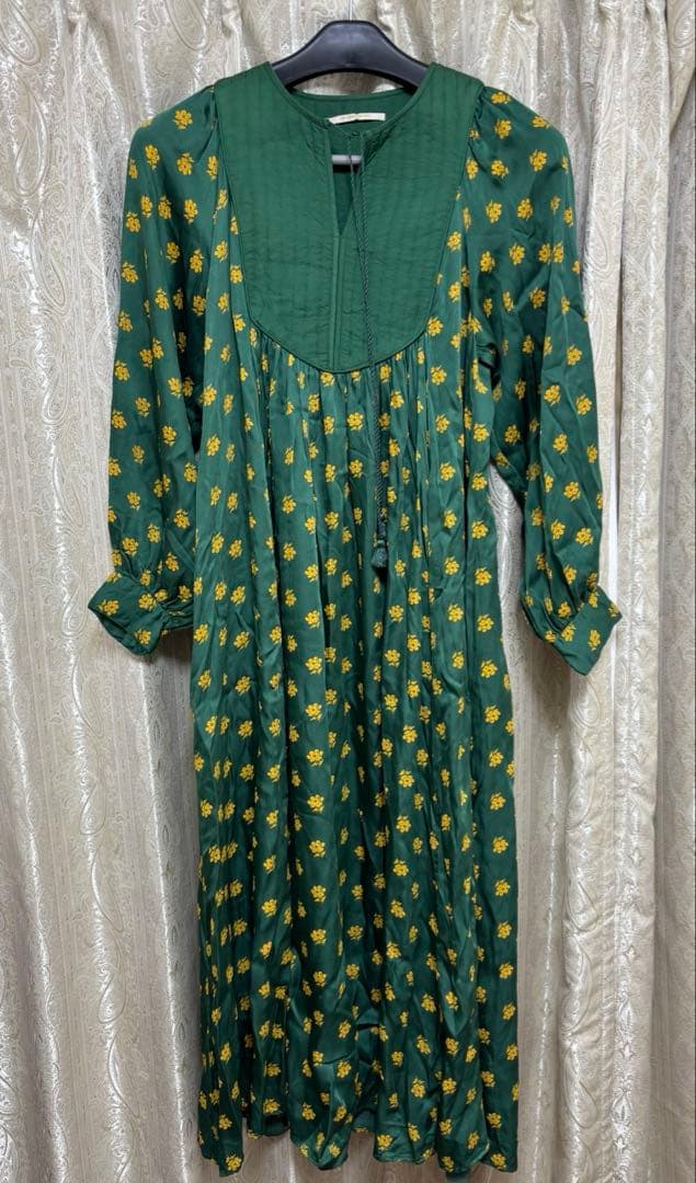 ワンピース MODAL SATIN FLOWER PRINT PANEL DRESS