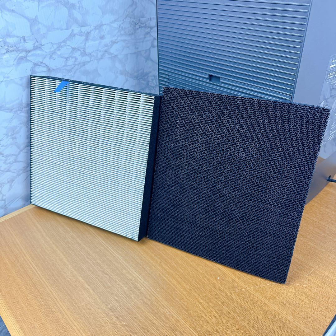 【良品】 加湿空気清浄機　DAIKIN ダイキン MCK70 BK