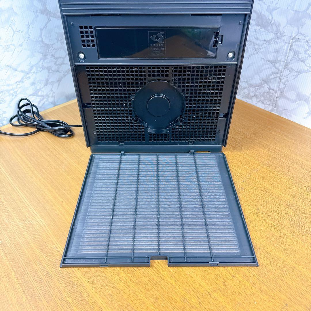 【良品】 加湿空気清浄機　DAIKIN ダイキン MCK70 BK