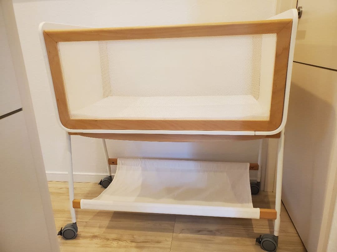 【 美品｜送料込 】リリワゴン2 ホワイト ベビーベッド 大和屋