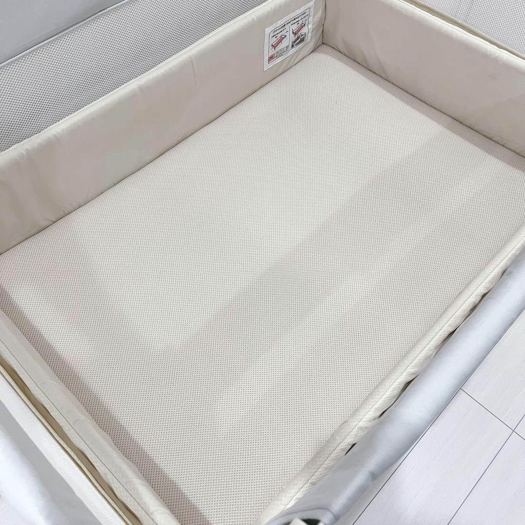 ★美品★ Aprica アップリカ ココネルエアー ベビーベッド ホワイトグレー