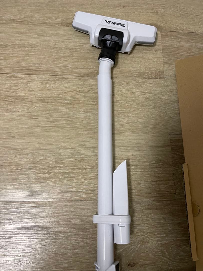 makita CL286FDRFW 白　18Vバッテリー充電機付