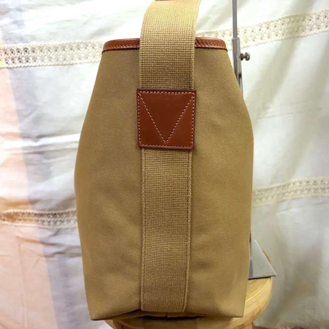 極美品◯ Brady ブレディ キンロス ショルダーバッグ ラージ 薄茶