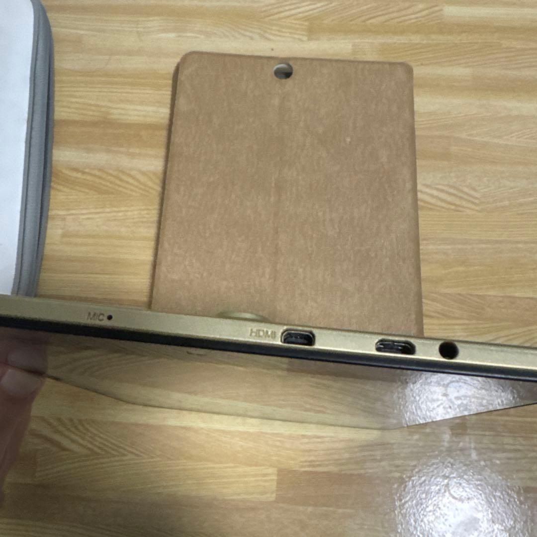 Android, Windowsタブレット 本体 ケース付き