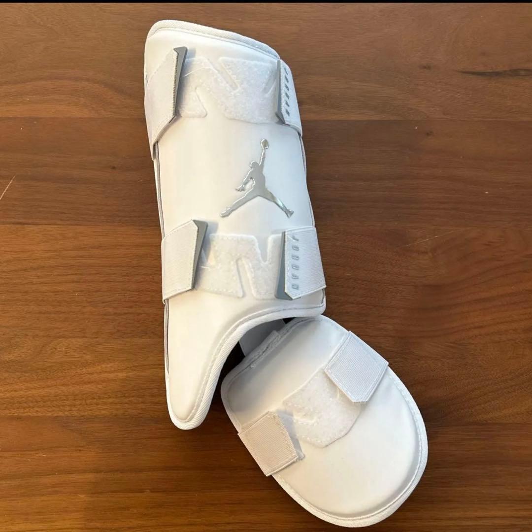 新品★ ナイキ JORDAN 野球 右打者用防具
