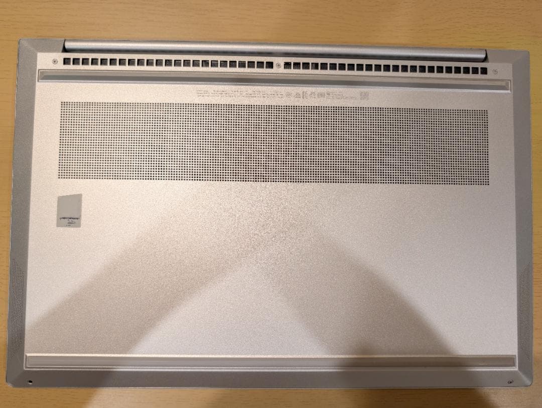 HP ENVY 15-ep0003TX｜i9 / 32GB / SSD2TB