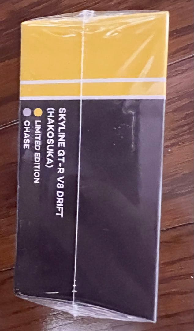 ミニカー SKYLINE GT-R V8 DRIFT (HAKOSUKA) 1/64