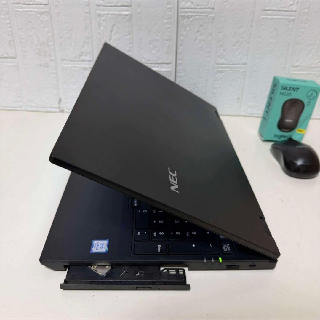 Windows11オフィス付き　SSD メモリ8GB 第8世代　NECノートPC