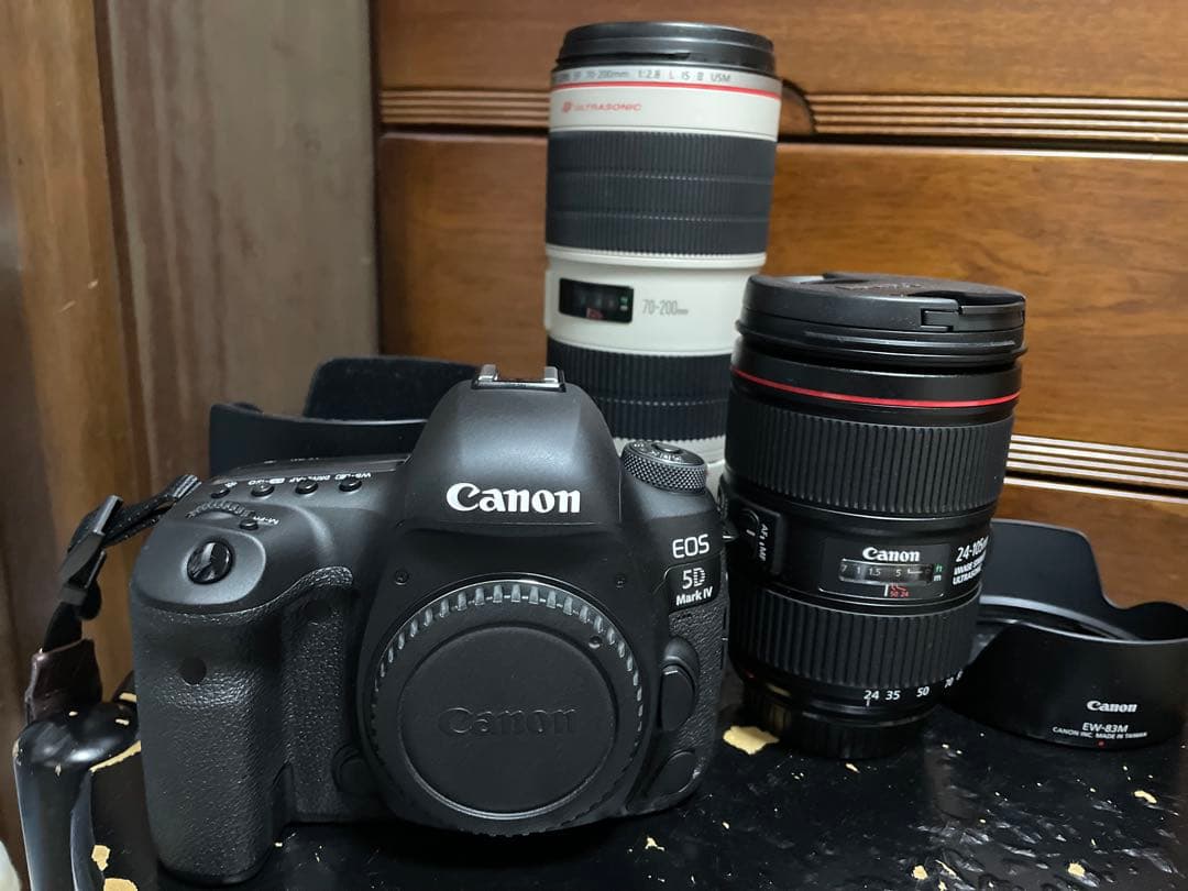 Canon EOS 5D Mark Ⅳ 本体とレンズセット＋三脚+エクステ