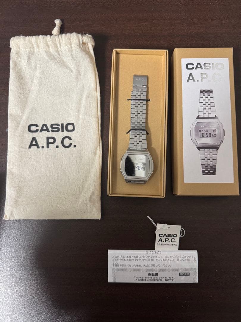 完売品 カシオ アーペーセー CASIO A.P.C. デジタル腕時計 シルバー