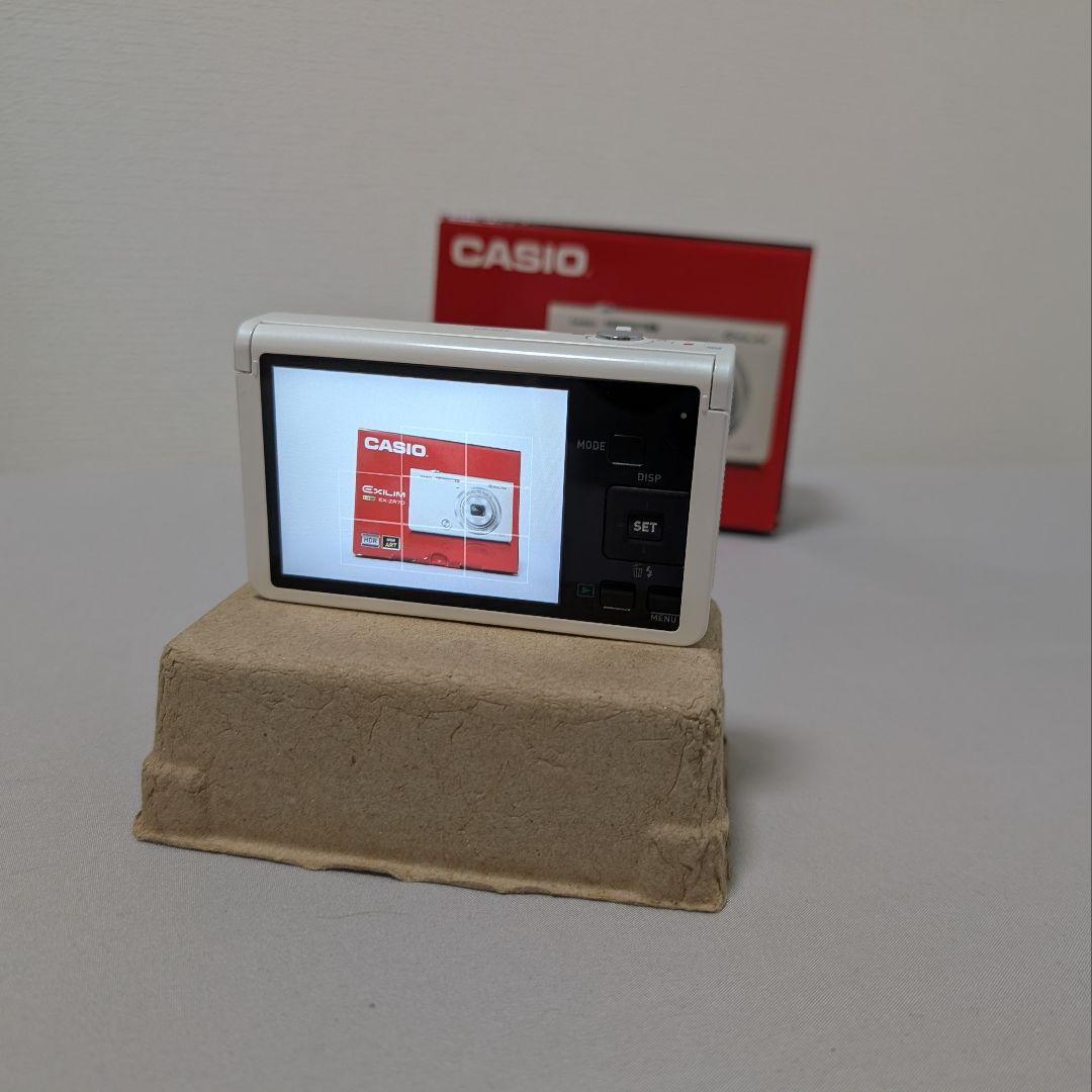 ◤箱付◢ CASIO カシオ デジカメEXILIM EX-ZR70WE ホワイト