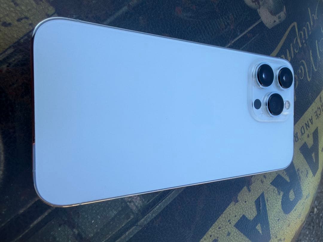 iPhone13pro 本体　シルバー