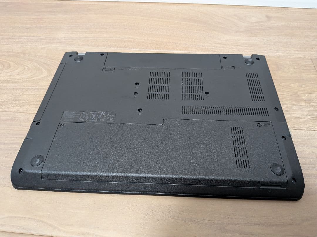 Lenovo　ThinkPad E570 20H5CTO1WW core i5