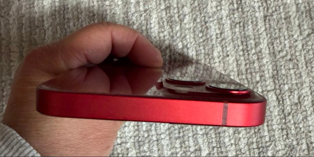 iPhone13 プロダクトレッド 128GB 本体、ケーブル・充電器付き