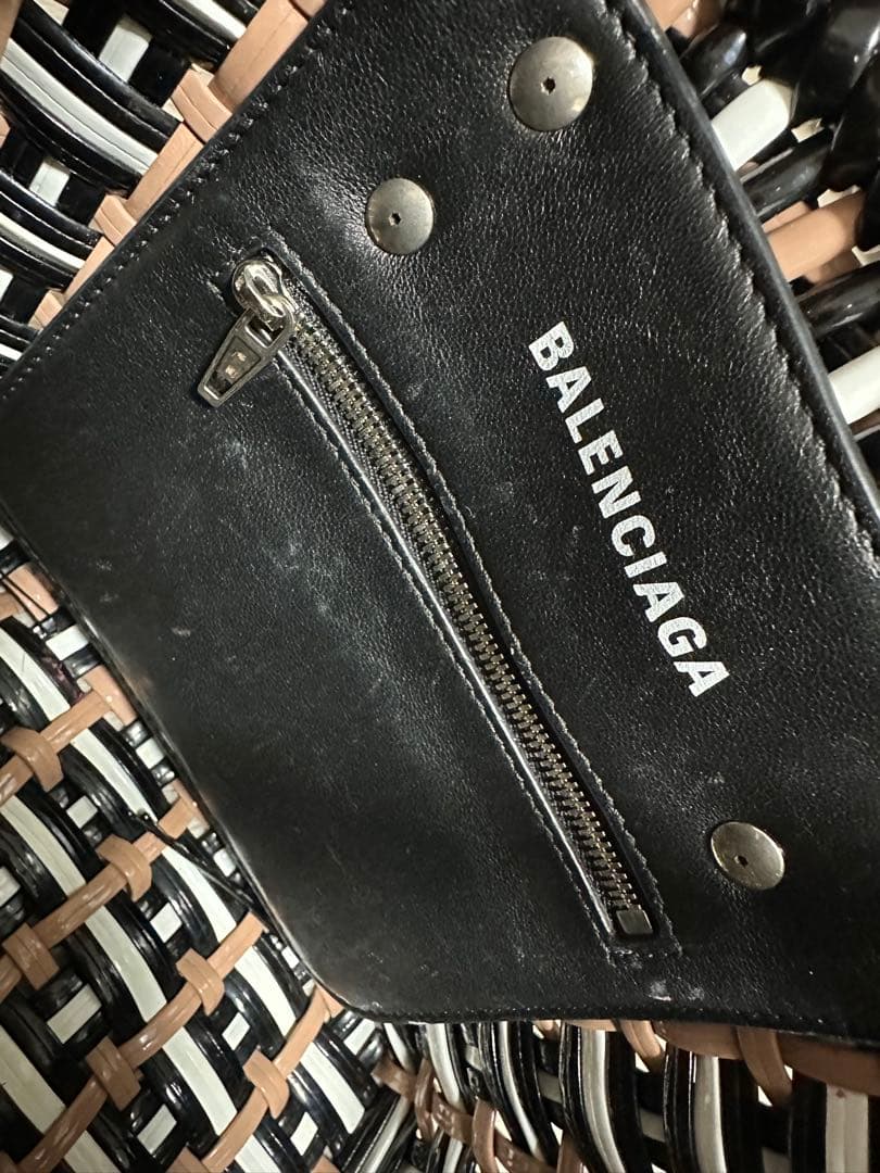 BALENCIAGA かごバッグ ブラック・ホワイト・ベージュ　ビストロXS