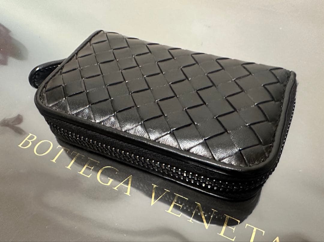 【付属品付】ボッテガヴェネタ イントレチャートケース/ラム/黒2️⃣✨✨