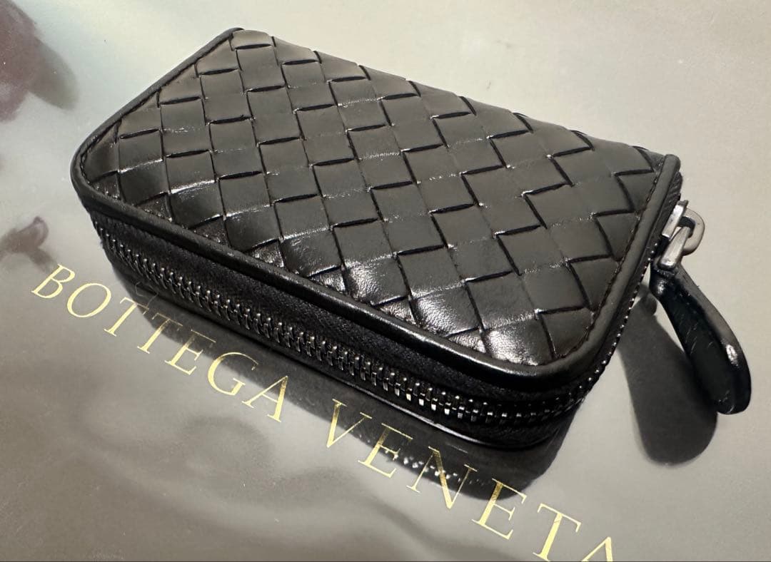 【付属品付】ボッテガヴェネタ イントレチャートケース/ラム/黒2️⃣✨✨