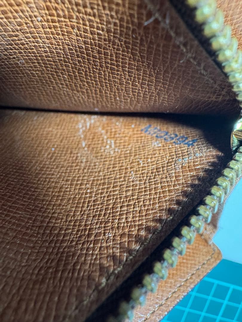 【美品】ルイヴィトン ポルトモネ・クレディ モノグラム M61725 長財布