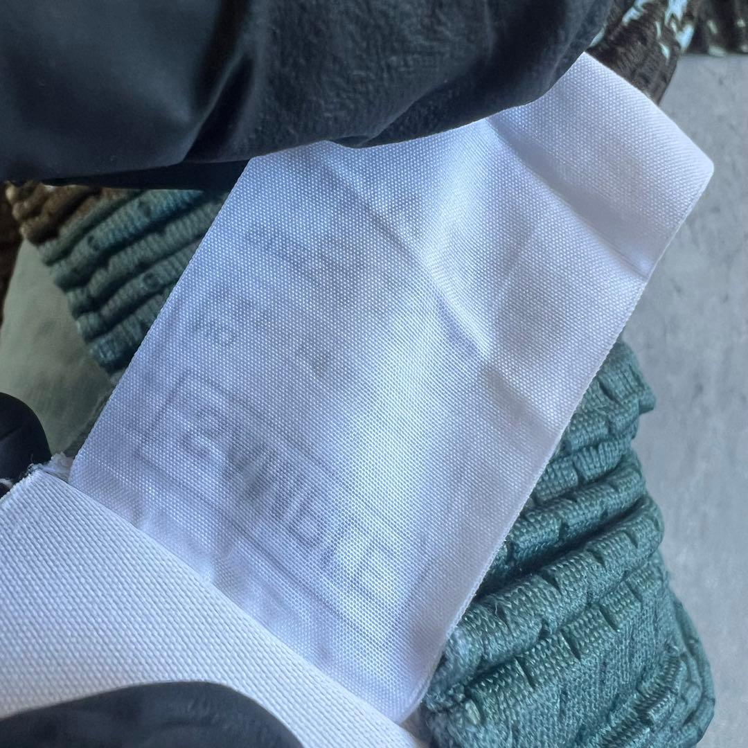 オムプリッセイッセイミヤケ　幻の一本　総柄　プリーツワイドショーツ　美品