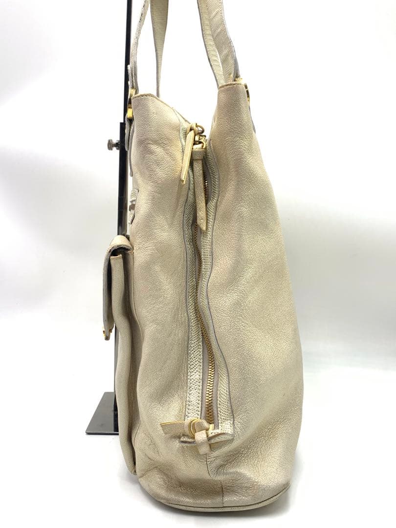 ブルガリ　トートバッグ　ハンドバッグ　ゴールド　レディース　ブランド　お洒落