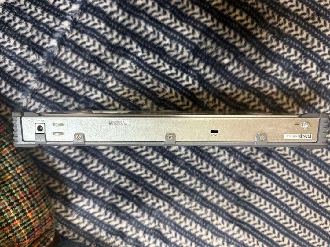 【中古品】Juniper SRX300