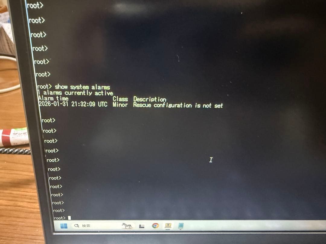 【中古品】Juniper SRX300