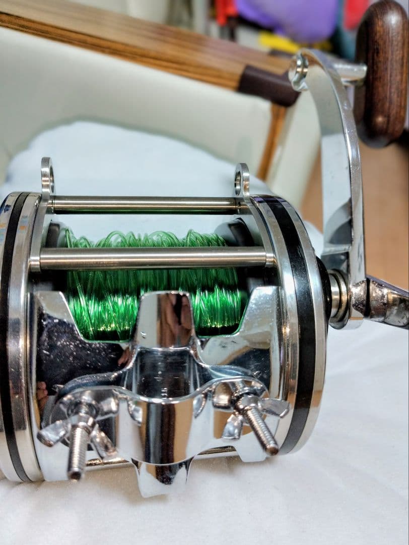 モ*ー様 ◎美品☆大物専用リール★ペンセネター9/0 改☆