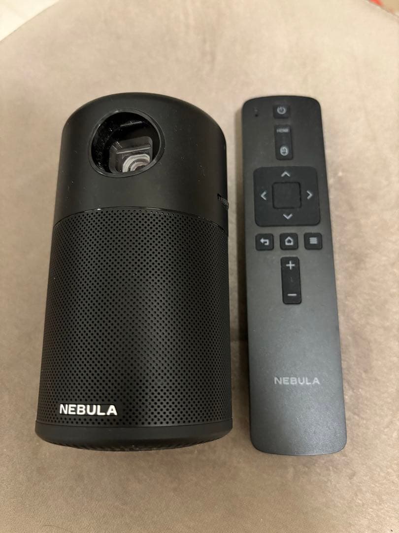 Anker Nebula Capsule 小型モバイルプロジェクター