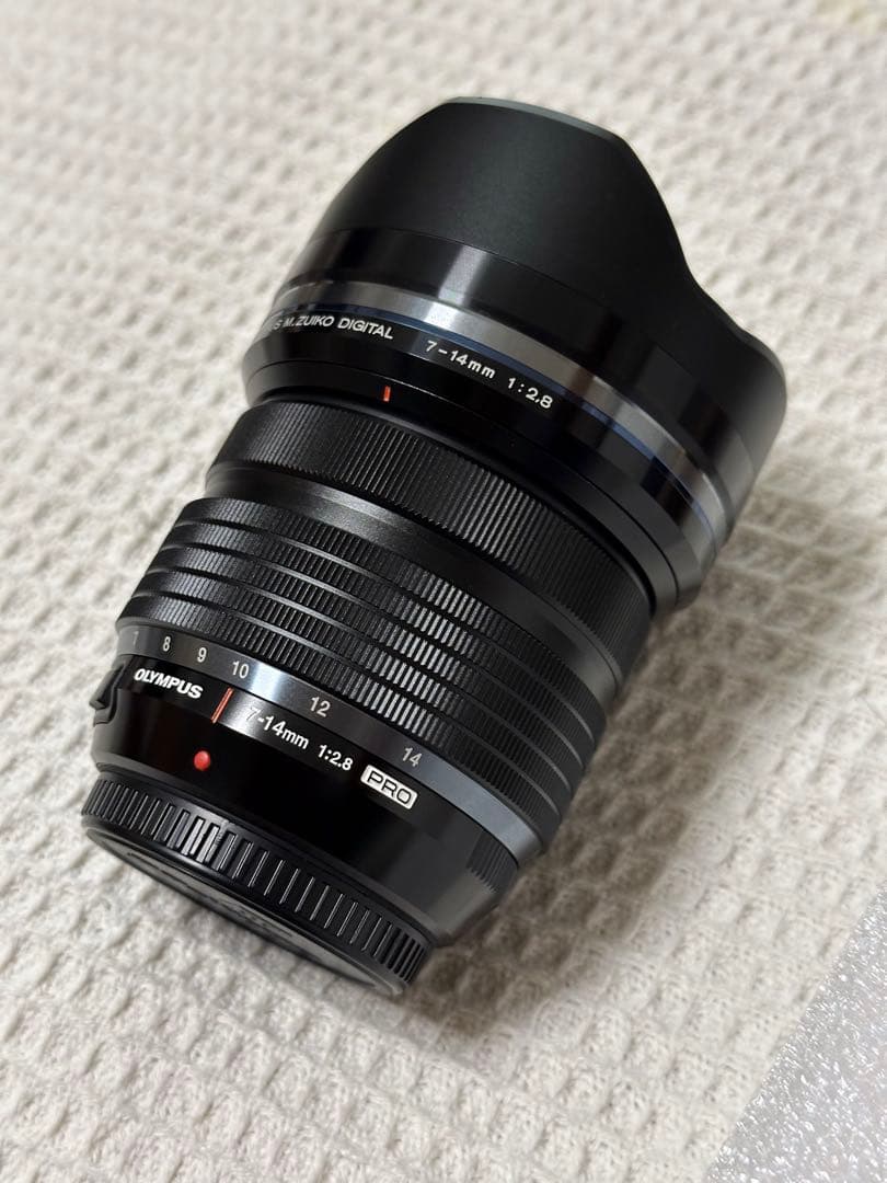 お値下げ♪M.ZUIKO DIGITAL ED 7-14mm f/2.8 PRO