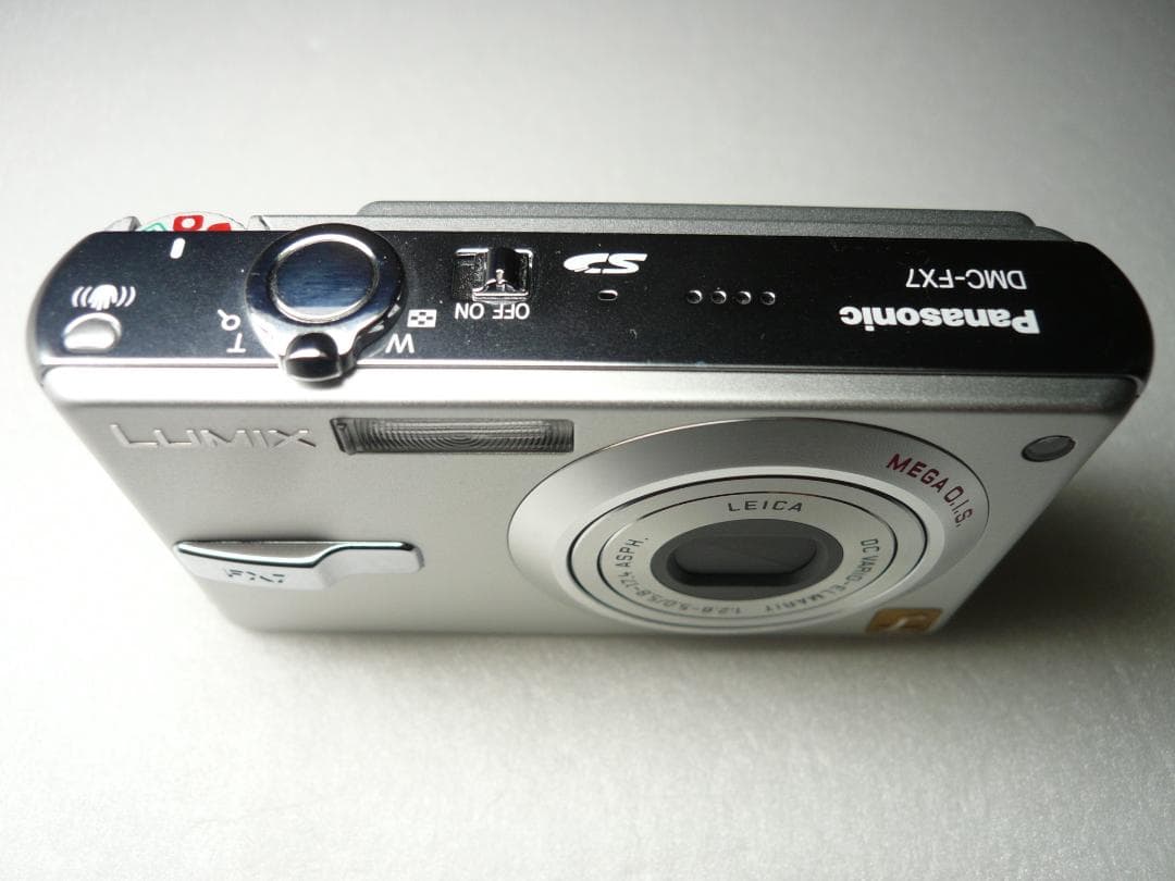LUMIX★DMC-FX7⭐️極美品⭕️安心の実働品★シルバー