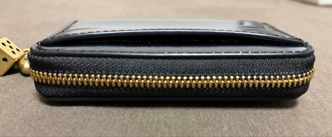 コーチ　エッセンシャル スモール ジップ アラウンド ウォレット・チャーム