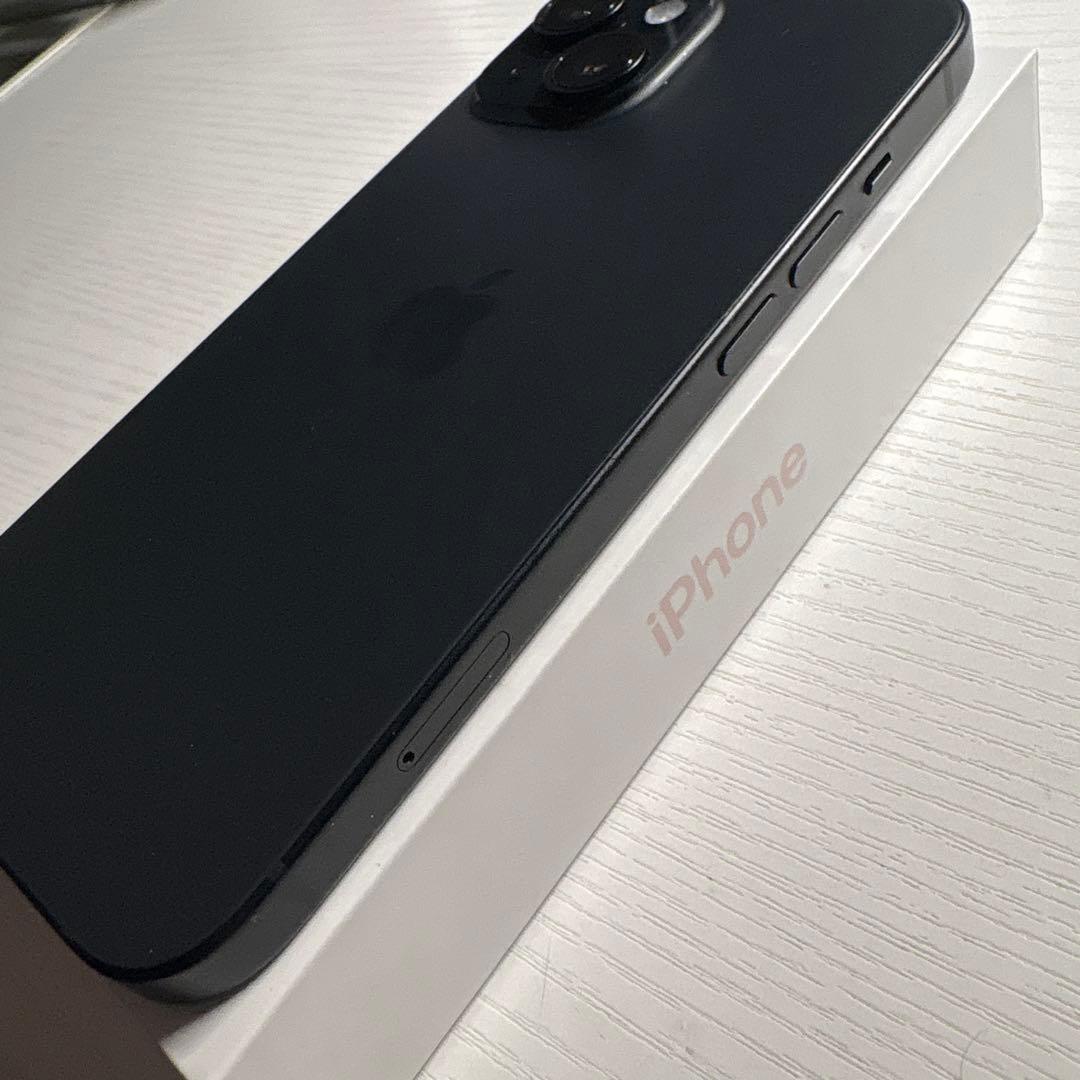iPhone15 128GB SIMフリー ブラック 極美品