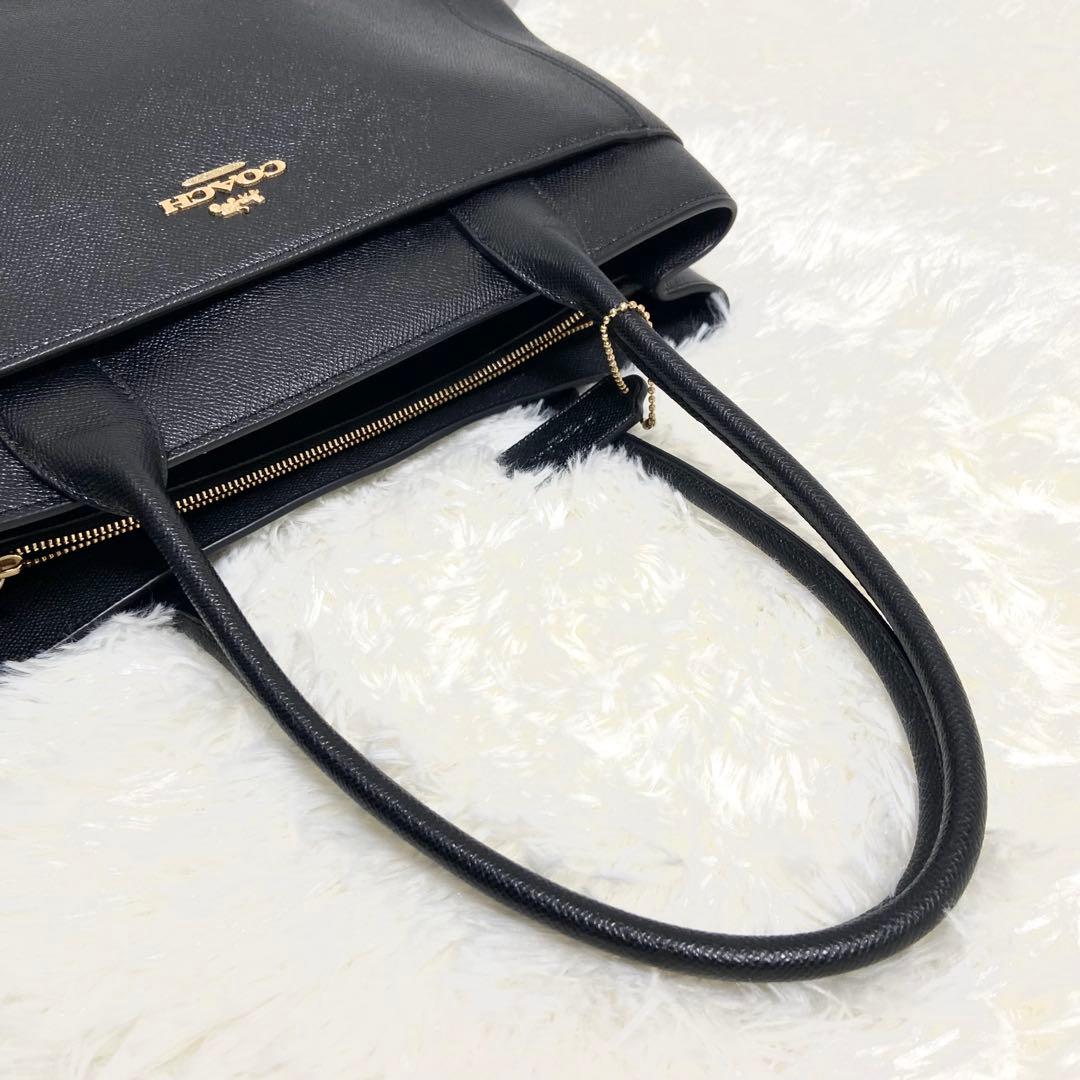 Hazuki　極美品✨ COACH レザー トートバッグ ブラック A4可