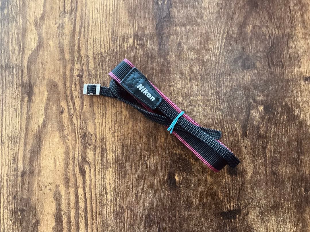 NikonニコンCOOLPIX 950 美品　(箱・書類全て有り)