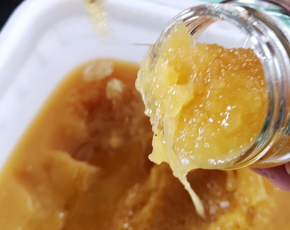 残り10キロ 早いもの勝ち 2キロ ぼだいじゅのはちみつ （リンデン蜂蜜）非加熱