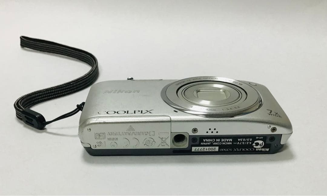 Nikon ニコン COOLPIX S3500 コンパクトデジタルカメラ
