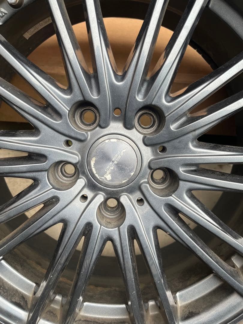 【2025年まで】ヴェゼル スタッドレスタイヤ＆ホイールセット