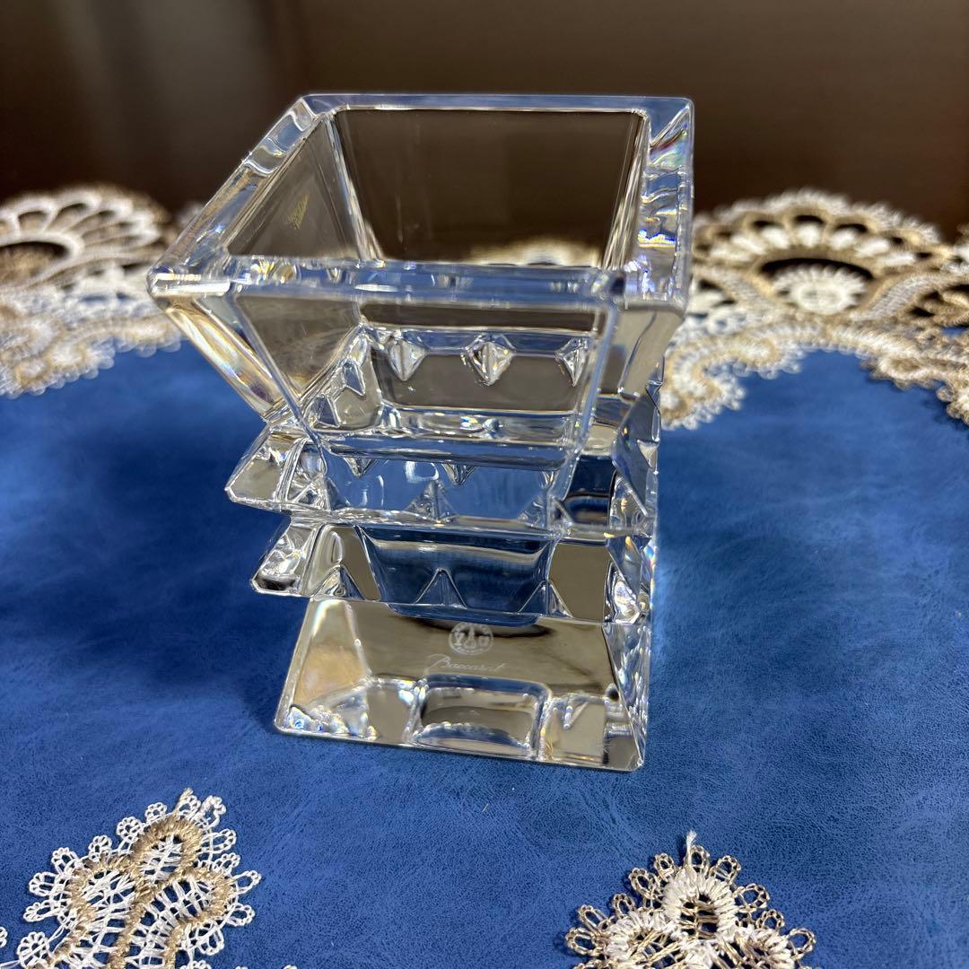 Baccarat バカラ コロンビーヌ　フラワーベース