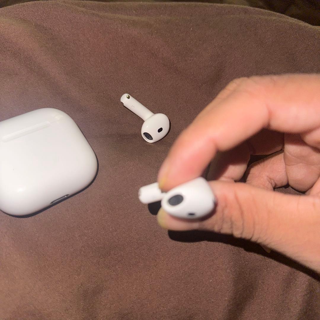 イヤホン Apple AirPods 4 New