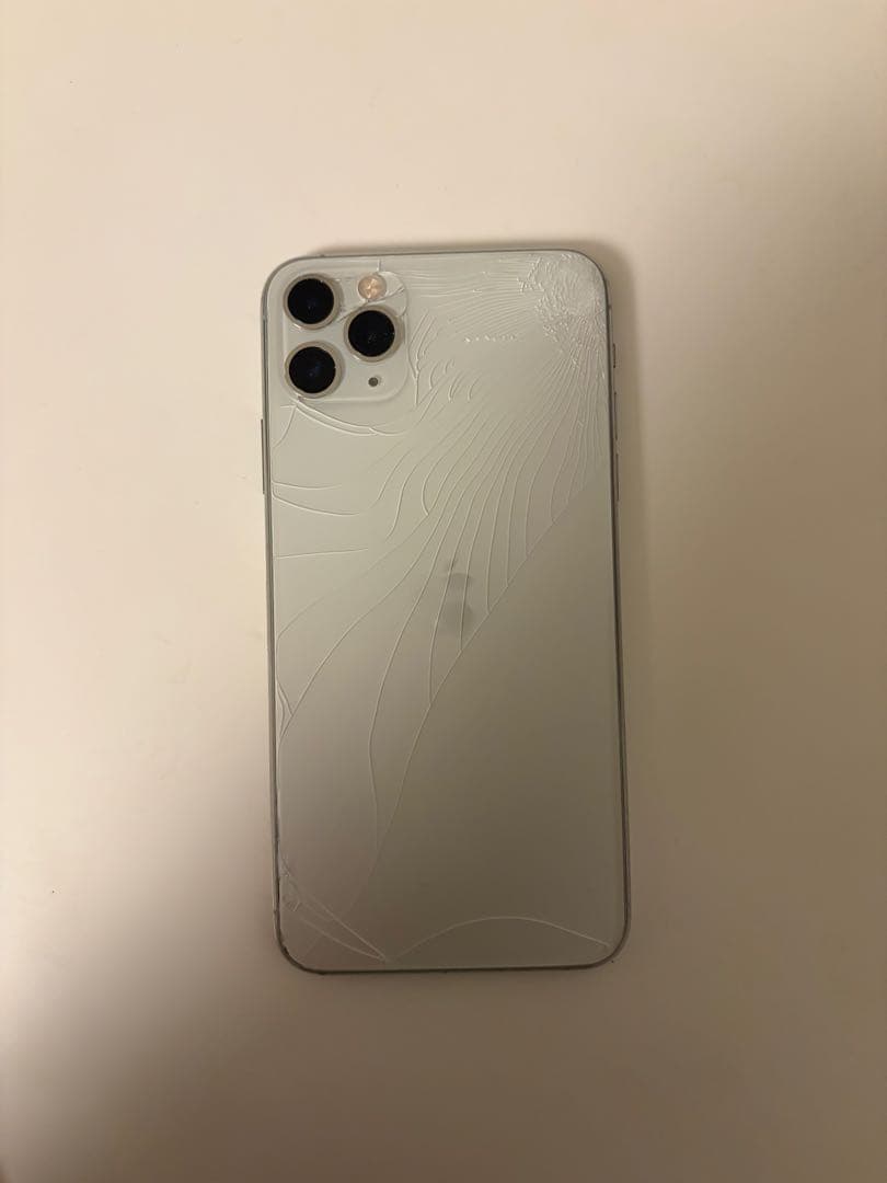 l*n様 最終値下げiPhone11 Pro Max 512GB SIMフリー