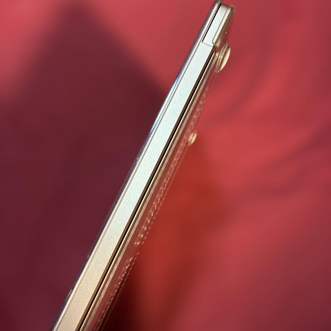 MacBook Air 2020 M1 8GB 256GB 13インチ