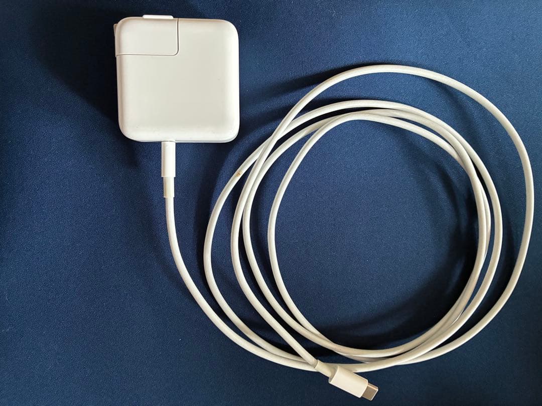 MacBook Air 2020 M1 8GB 256GB 13インチ