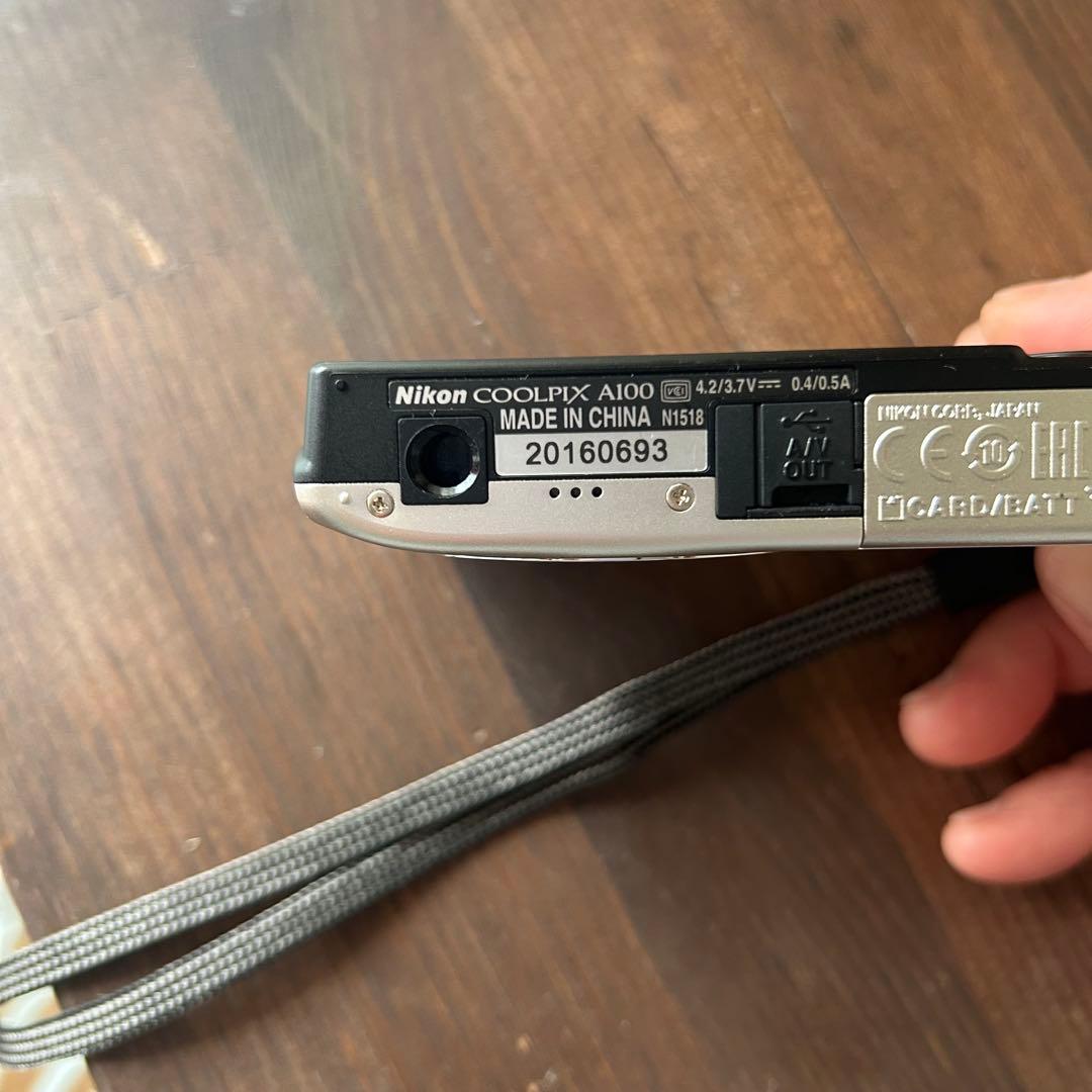 Nikon COOLPIX A100 コンパクトデジタルカメラ