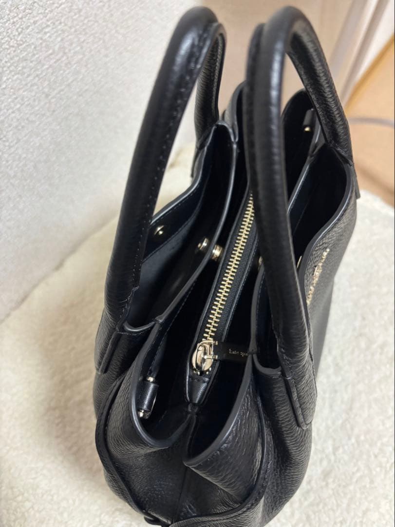 ✨超美品✨kate spade 黒 レザーハンドバッグ