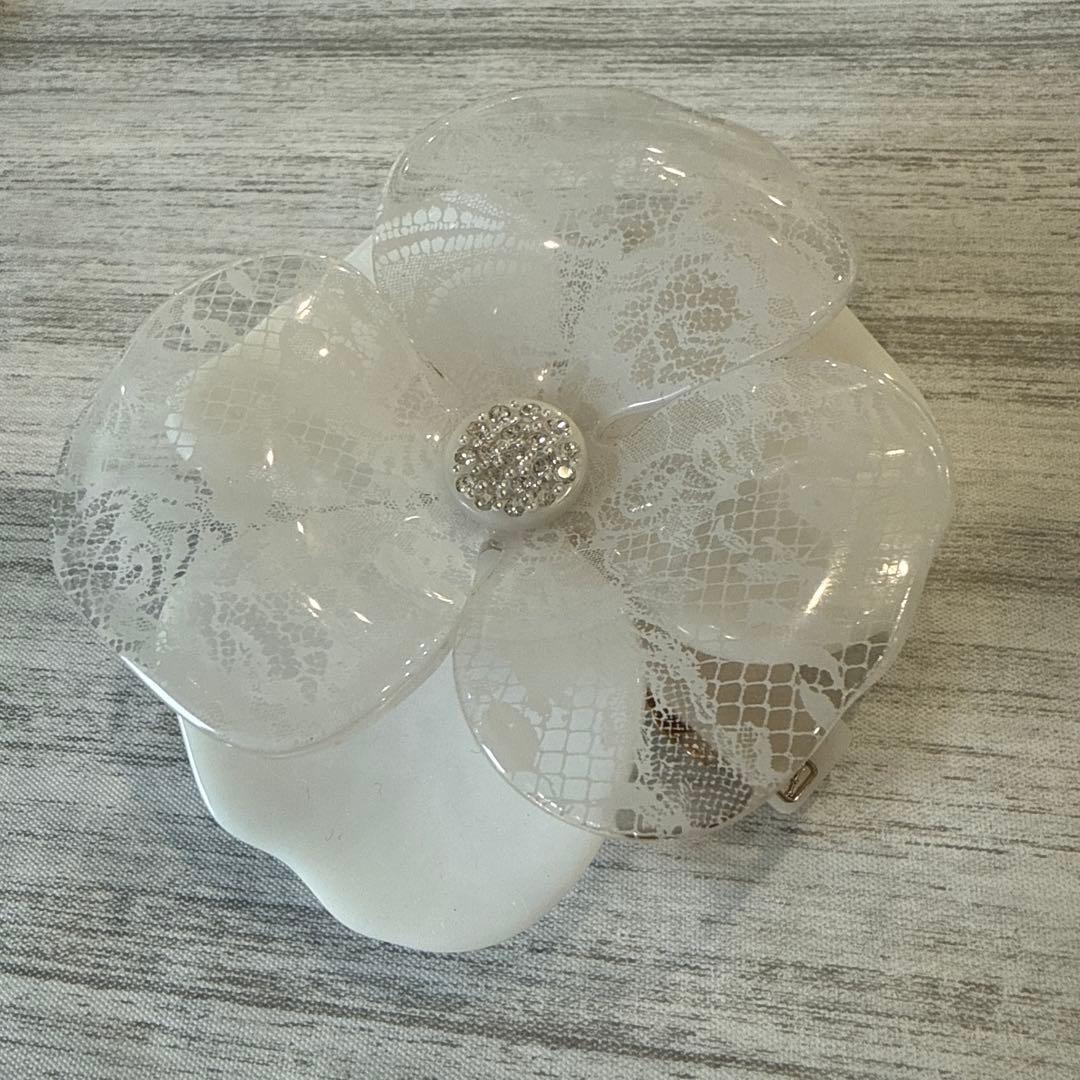 アレクサンドル　ドゥ　パリ　バレッタ　レース柄